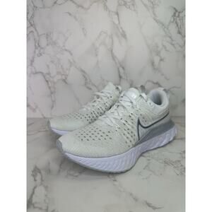 Nike React Infinity Run Flyknit 2 Womens Size 5 White Metallic Silver Running
